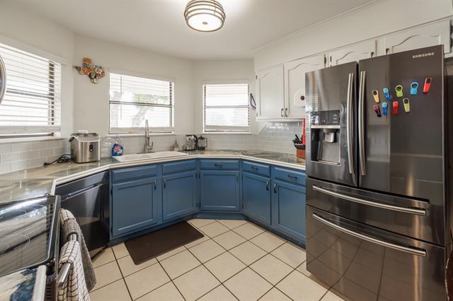 Building Photo - 857 Chanticleers Ln