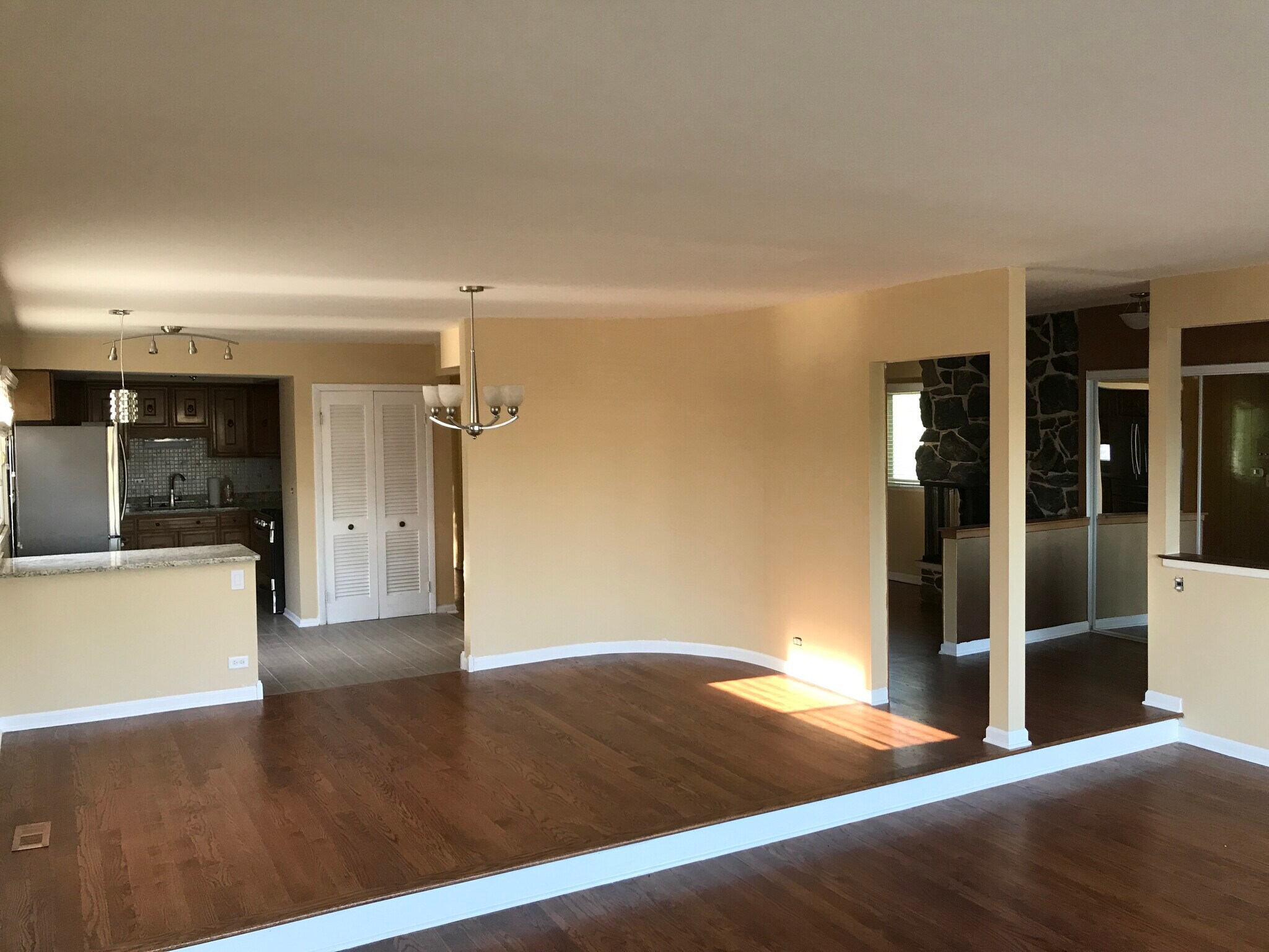 Building Photo - 4832 Old Orchard Rd