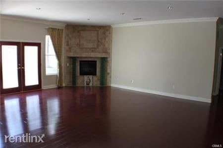 Primary Photo - 15403 Tetley St
