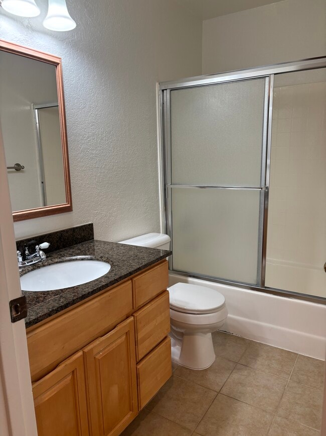 Building Photo - 267 S Wildwood