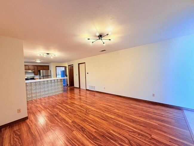 Building Photo - Great Single-Level Cayucos Apartment