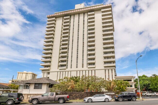 Primary Photo - Bright & Breezy 1-Bedroom Condo in Moiliil...