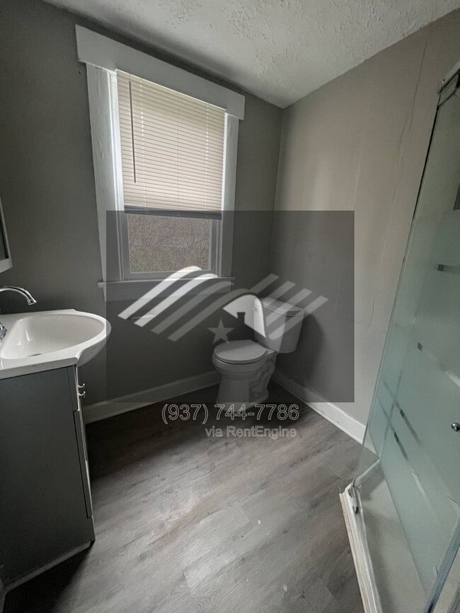 Building Photo - 2141 Philadelphia Dr