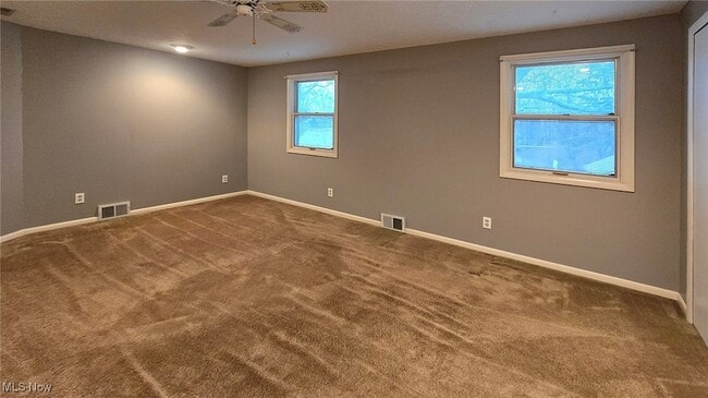 Building Photo - 70 Sunnycliff Dr