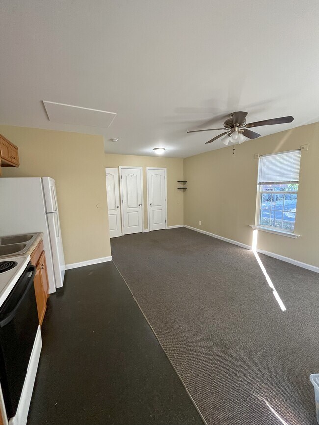 Building Photo - 457 Jackson St