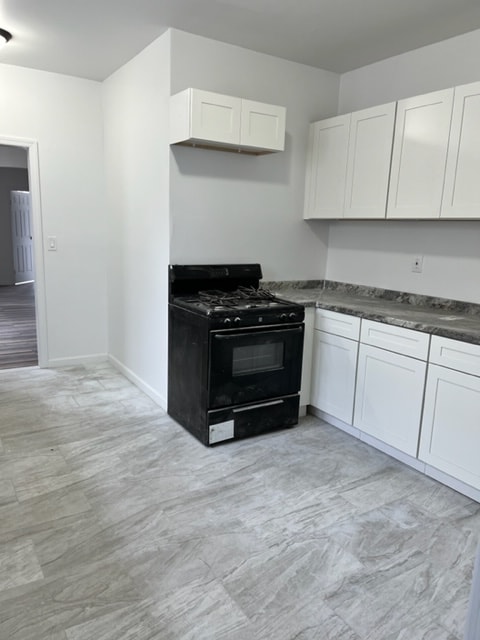 Building Photo - 442 N Grove St