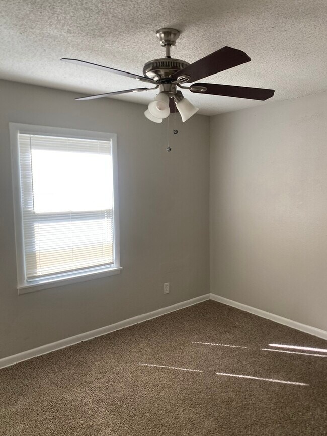 Building Photo - 4947 Corrigan Dr