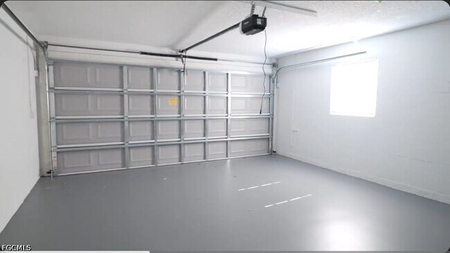 Building Photo - 8434 N River Dune St