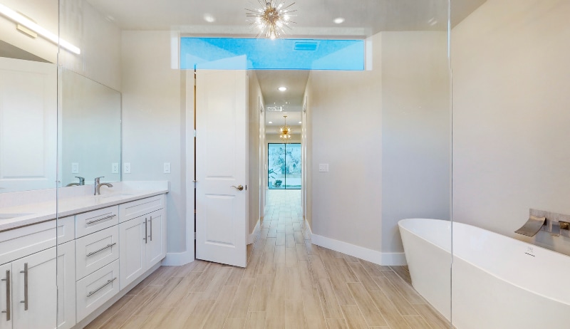 Building Photo - 4615 SW 14th Pl