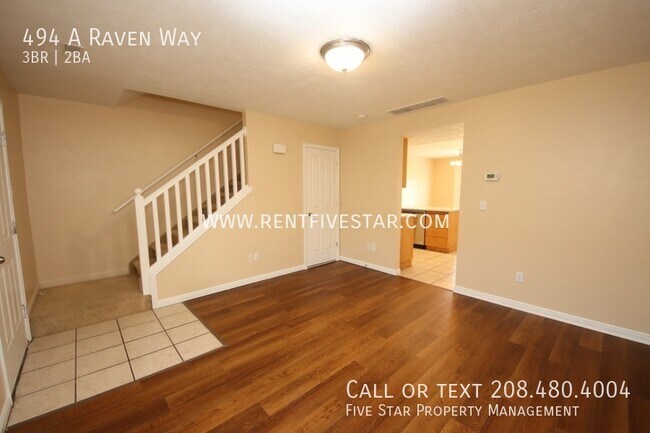 Building Photo - 494 Raven Way