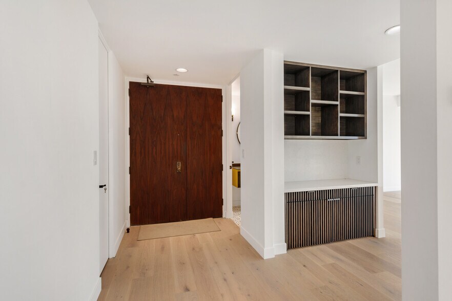 Building Photo - 515 Ocean Ave