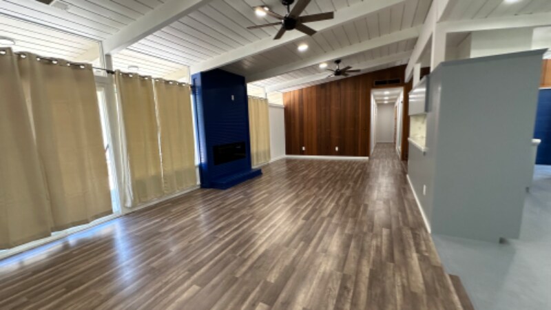 Building Photo - 1036 W Alamos Ave