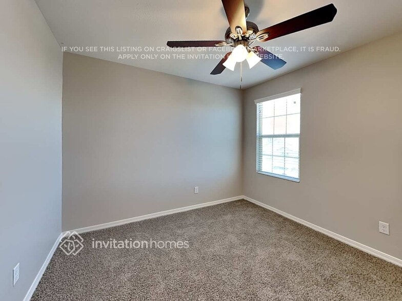 Building Photo - 395 W White Sands Dr