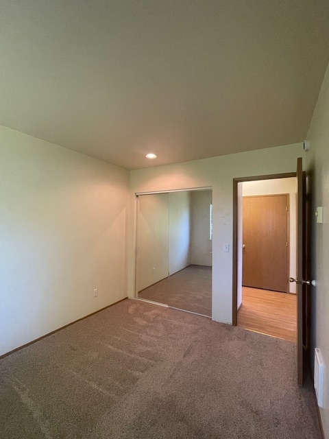 Building Photo - 329 S Forrest St