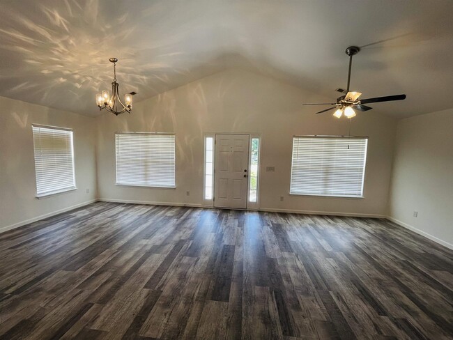 Building Photo - 245 Carolina Farms Blvd