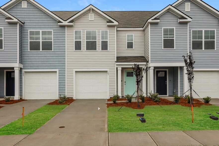 Building Photo - 107 Striker Rd