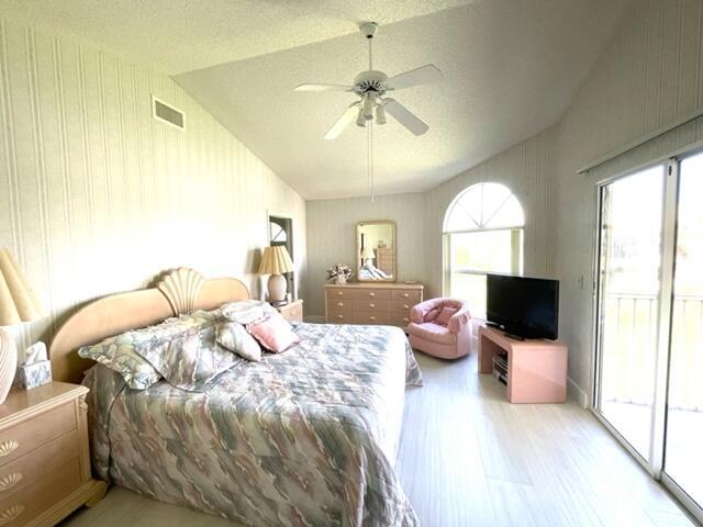 Building Photo - 3008 Fairway Dr N