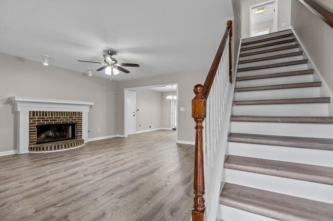 Building Photo - 631 Saddlewood Dr