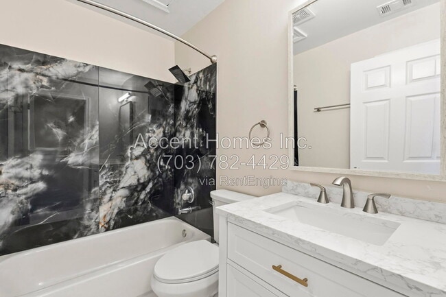 Building Photo - 10299 Wimbledon Pl