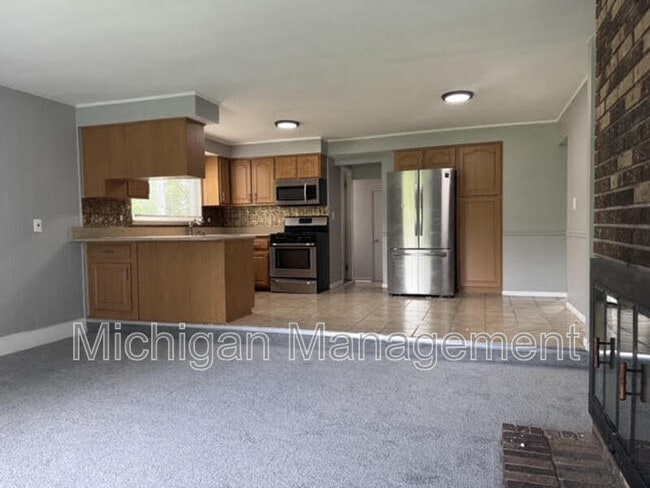 Building Photo - 45299 Indian Creek Dr