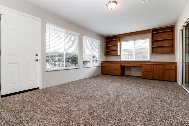 Building Photo - 5718 Dalton Ct