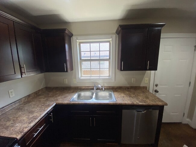 Building Photo - 3812 Griffin St