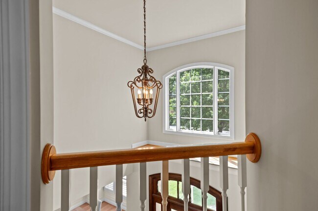 Building Photo - Stunning Newly Remodeled 5BD, 4BA Raleigh ...