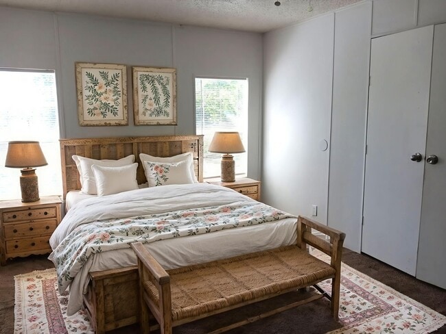 Building Photo - 3230 S Loop 1604