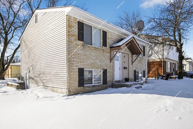 Building Photo - Fully Remodeled 4-Bedroom Home in Desirable Neighborhood in Pontiac for Rent!