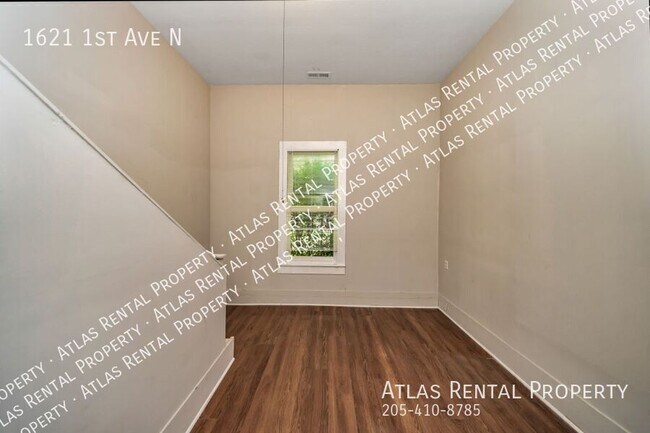 Building Photo - 1621 1st Ave N