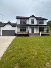 Building Photo - 215 Linwood Dr