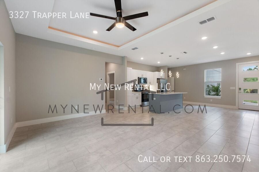 Building Photo - 3327 Trapper Ln