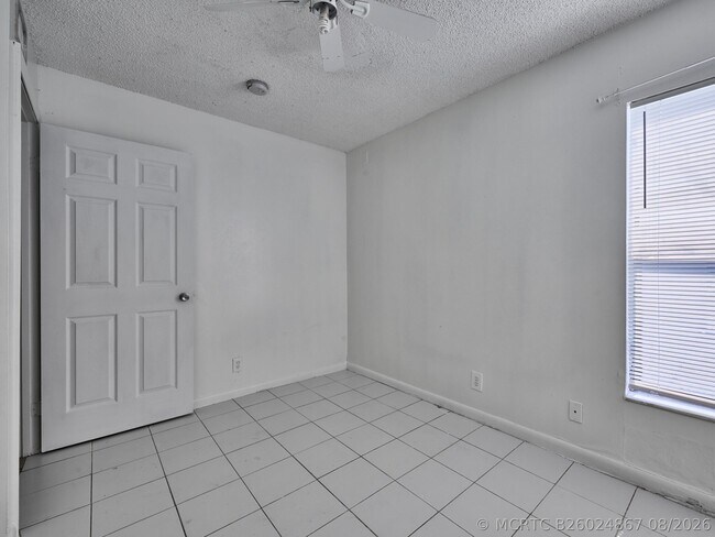 Building Photo - 57 Peachtree Pl