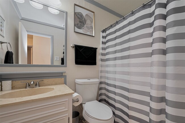 Building Photo - 30411 Arborg Dr