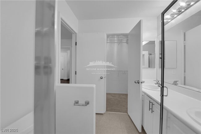 Building Photo - 10210 Maltese Cross Ct