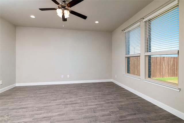 Building Photo - 2212 Gill Star Dr