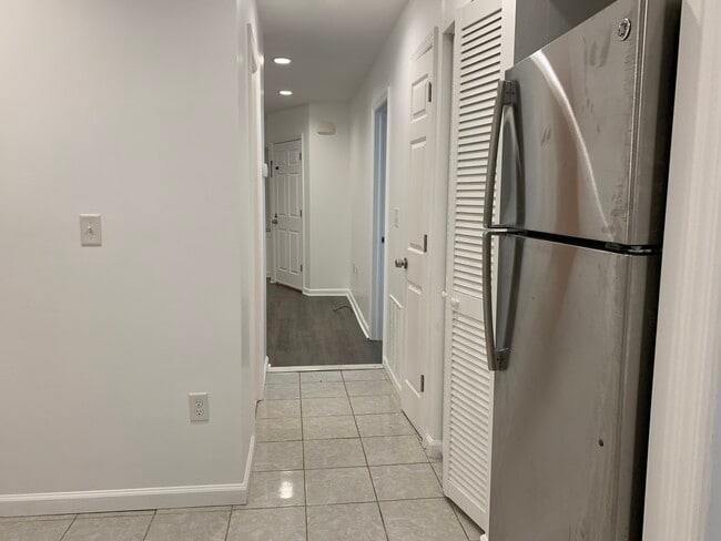 Hallway-Kitchen - 72 Spring St