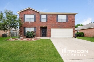 Building Photo - 5000 Prairie Creek Trail
