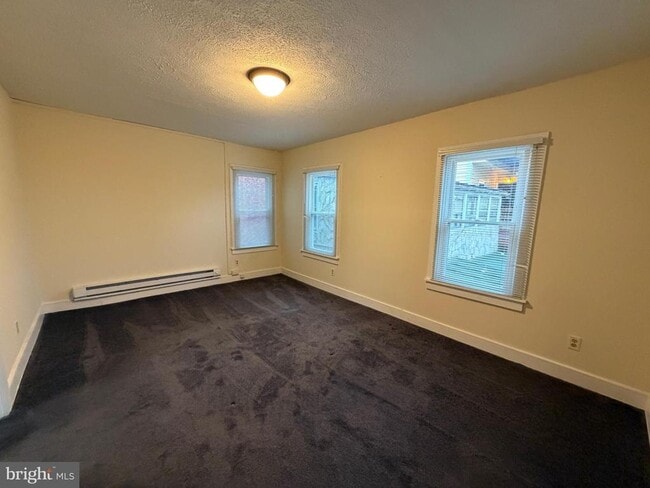 Building Photo - 406 S Cameron St