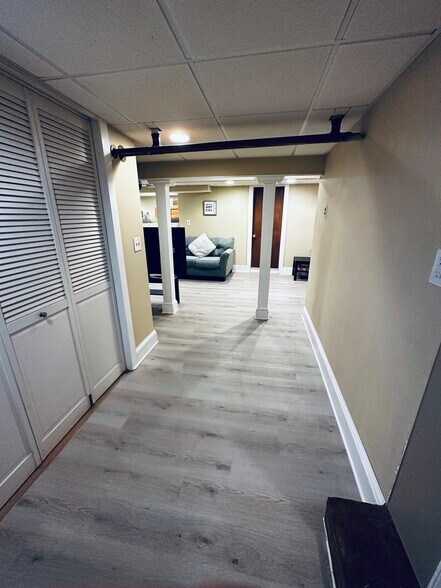 Inside hallway - 39 Bartholdi Ave