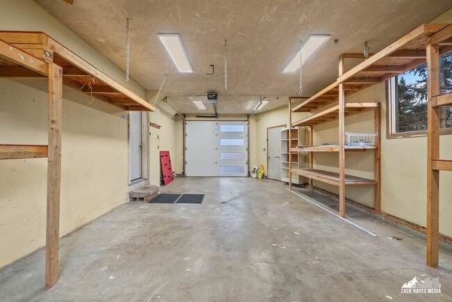 Building Photo - 6627 Zurich St