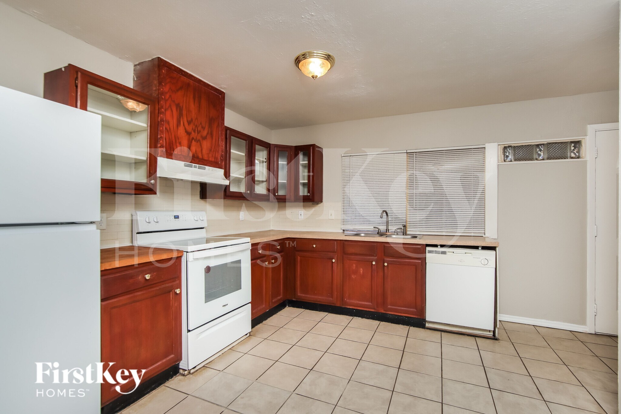 Building Photo - 2617 Branch Oaks Dr