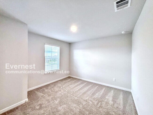 Building Photo - 32506 Timber Point Dr
