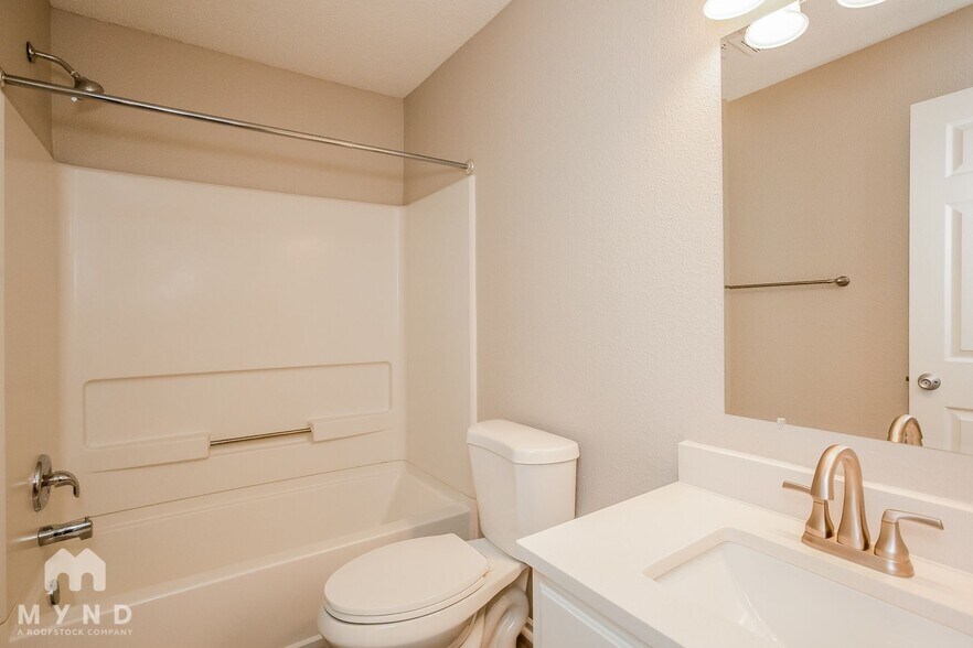 Building Photo - 12305 Bearsdale Dr