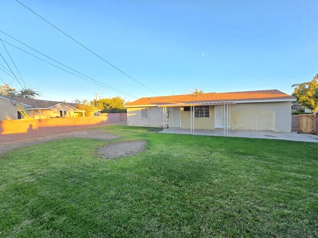 Building Photo - House for rent in LANCASTER | 3 Bedrooms | 2 Bathrooms | 1,150 Sq Ft | 2-Car Garage