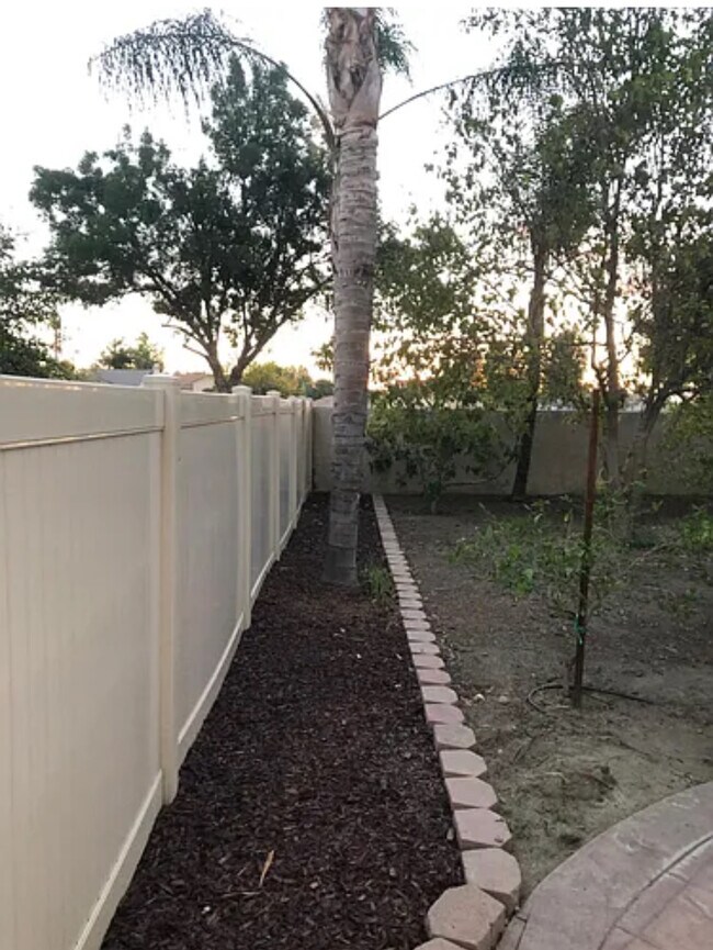 Building Photo - 29507 Desert Terrace Dr