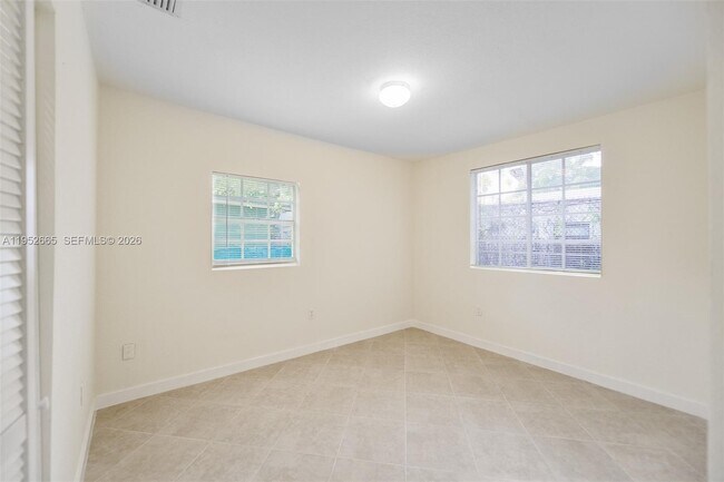 Building Photo - 6320 NW 1st Pl