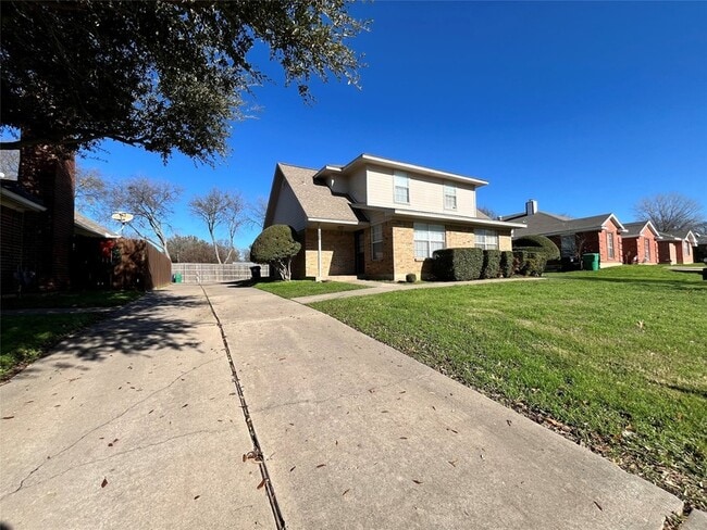 Building Photo - 524 Strata Dr