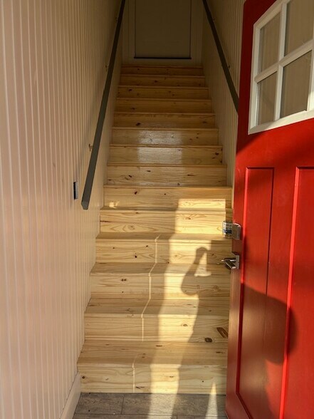 entrance to unit - 1169 Essex Rd