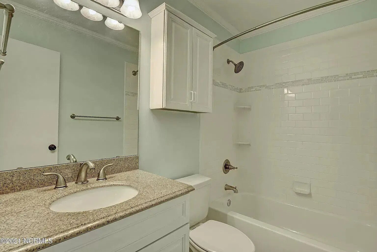 Building Photo - 1029 Birch Creek Dr